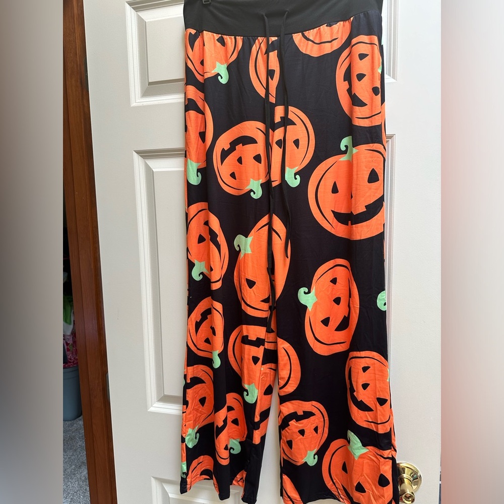Women’s pumpkin pj pant